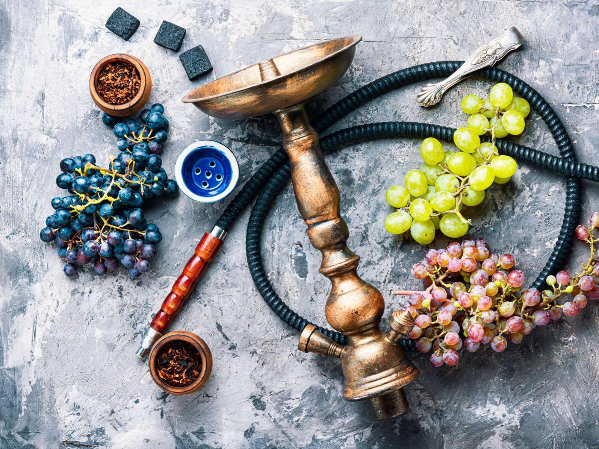 Moevenpick Hotel & Apartments Ghala Mascate Exterior foto A hookah with grape flavor